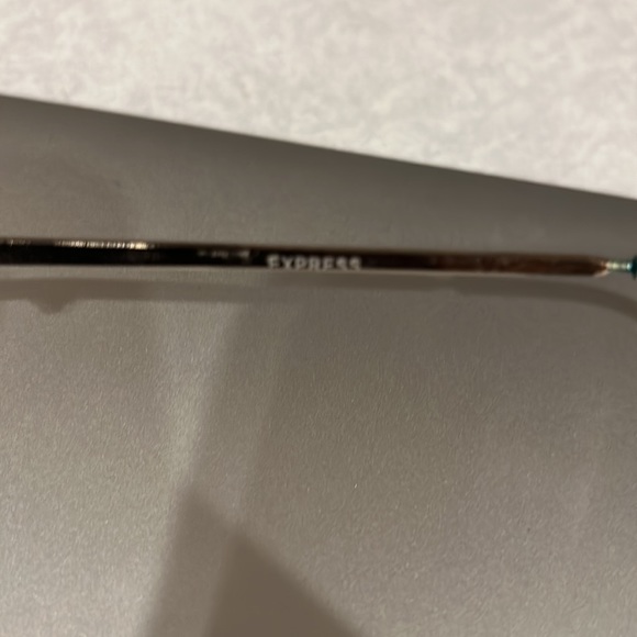 Express Mirrored Aviator Sunglasses - Picture 6 of 7